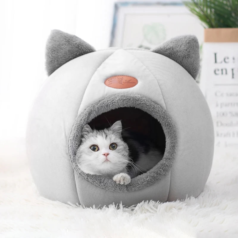Cozy Cat Bed Mat Basket