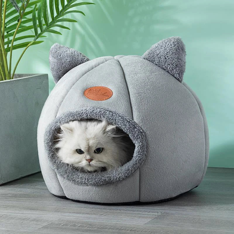 Cozy Cat Bed Mat Basket